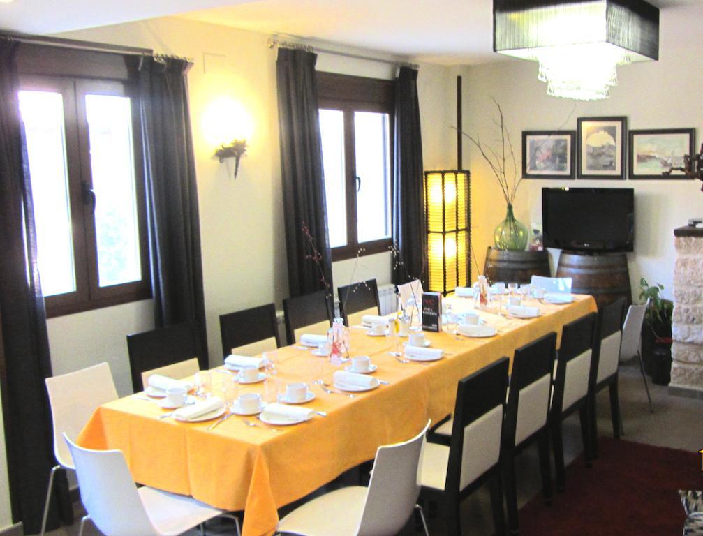 Casa Rural La Prensa De Vino Hotel San Esteban De Gormaz Quarto foto
